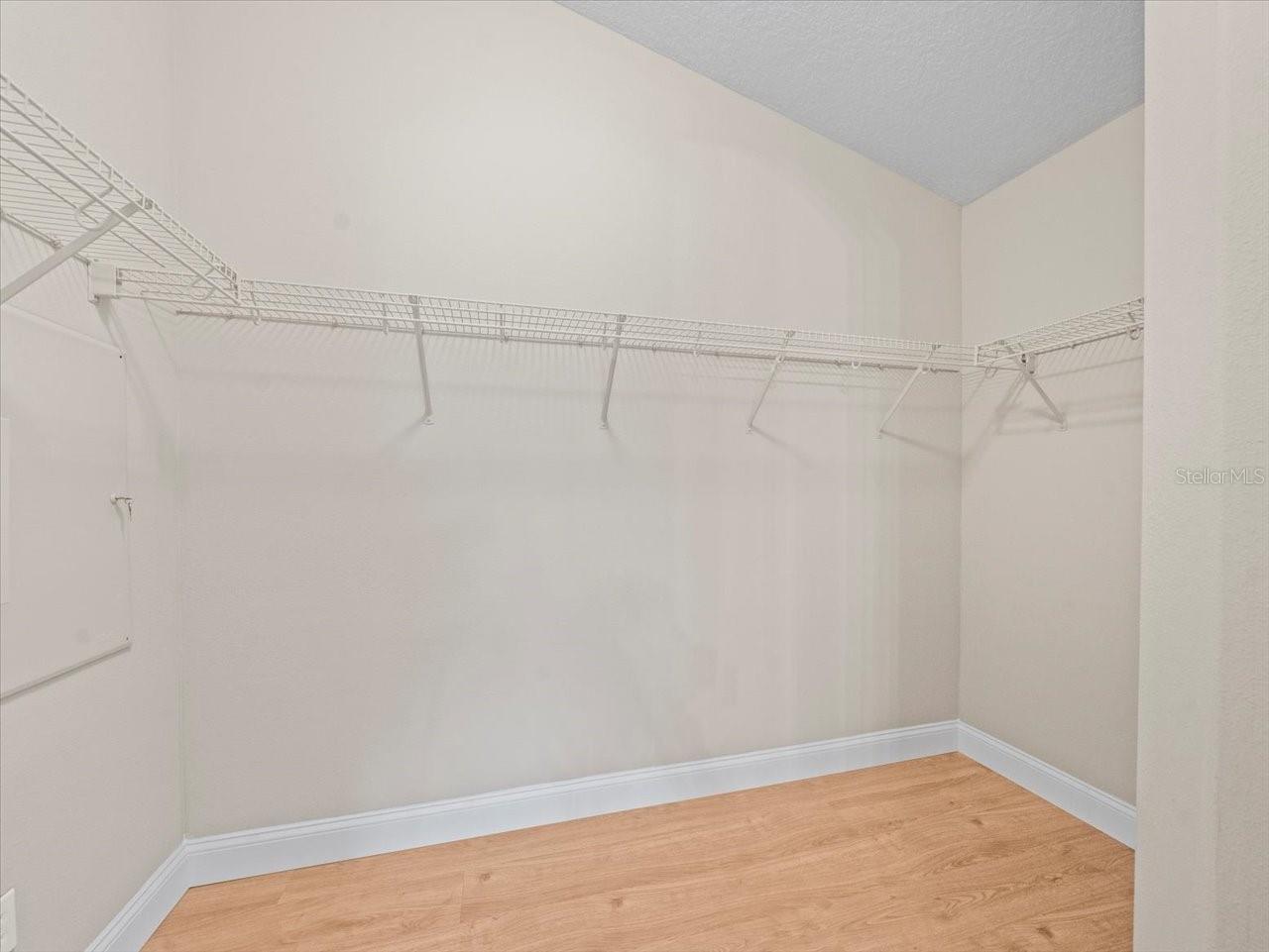 Image 41 of 72 For 6840 Sparkling Way