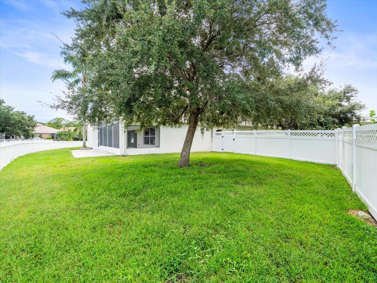 Image 55 of 72 For 6840 Sparkling Way