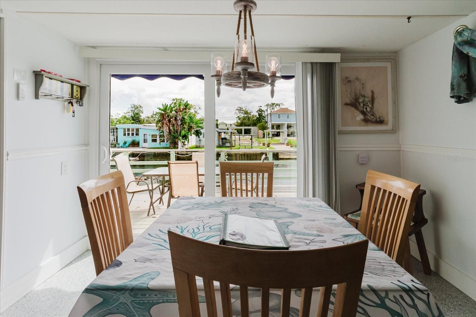 Image 22 of 93 For 5312 Circle Drive