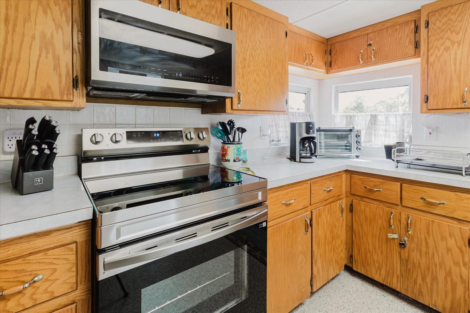 Image 30 of 93 For 5312 Circle Drive