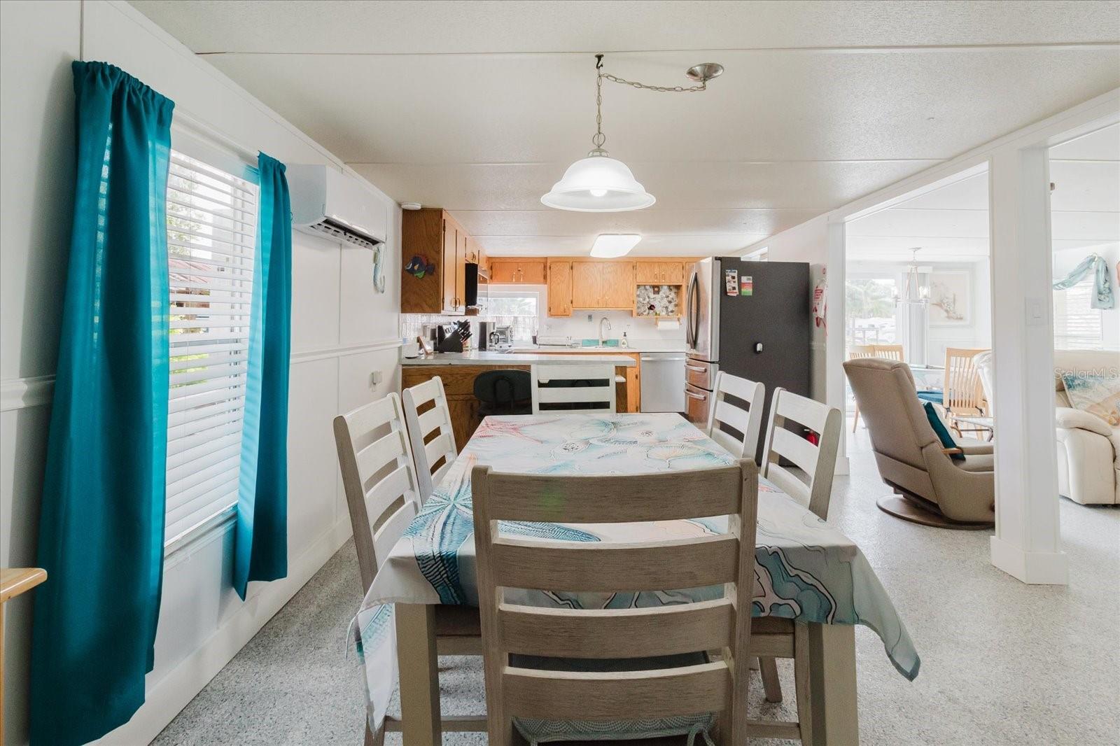 Image 34 of 93 For 5312 Circle Drive