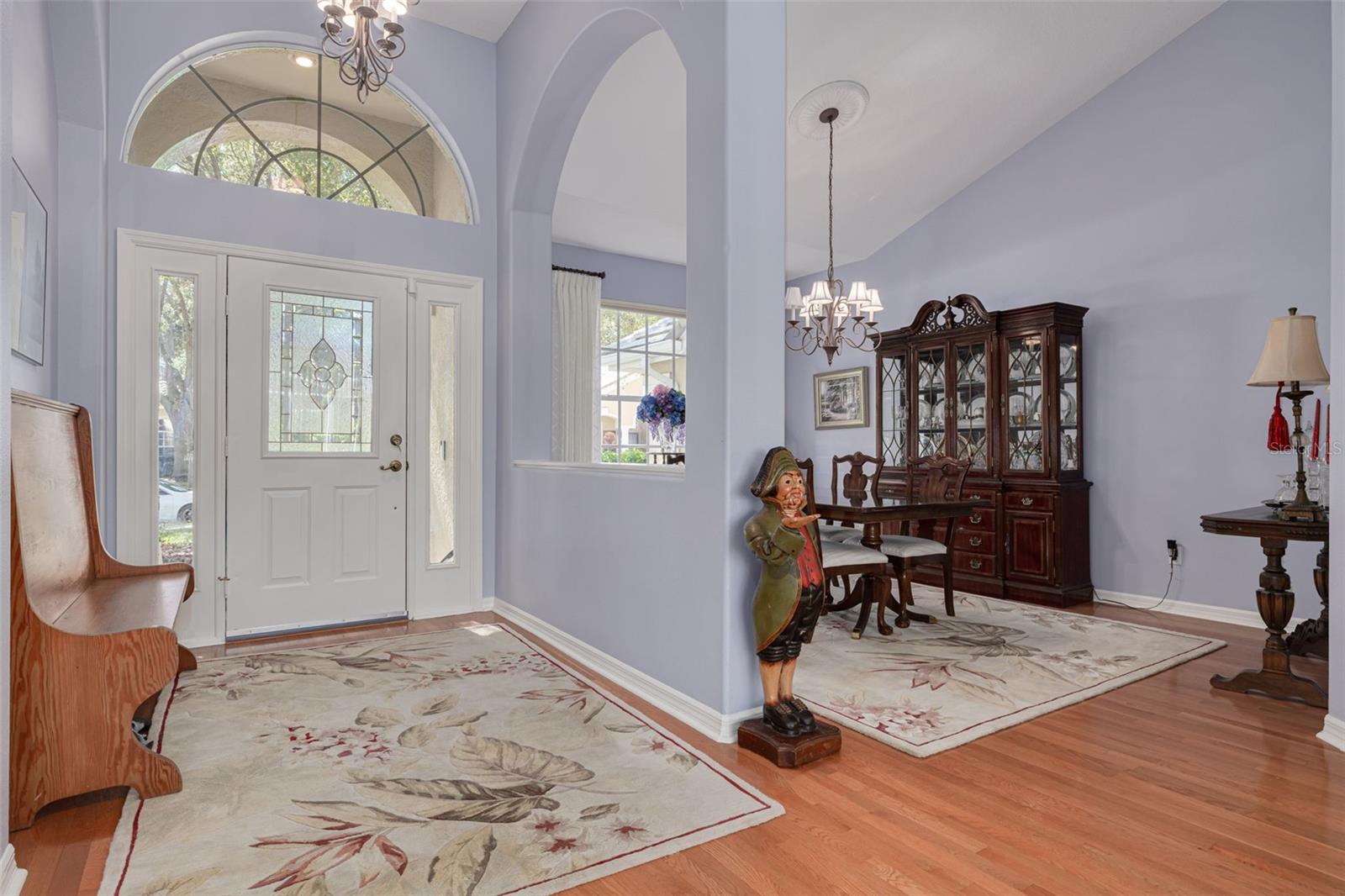 Image 10 of 47 For 9116 Woodridge Run Drive