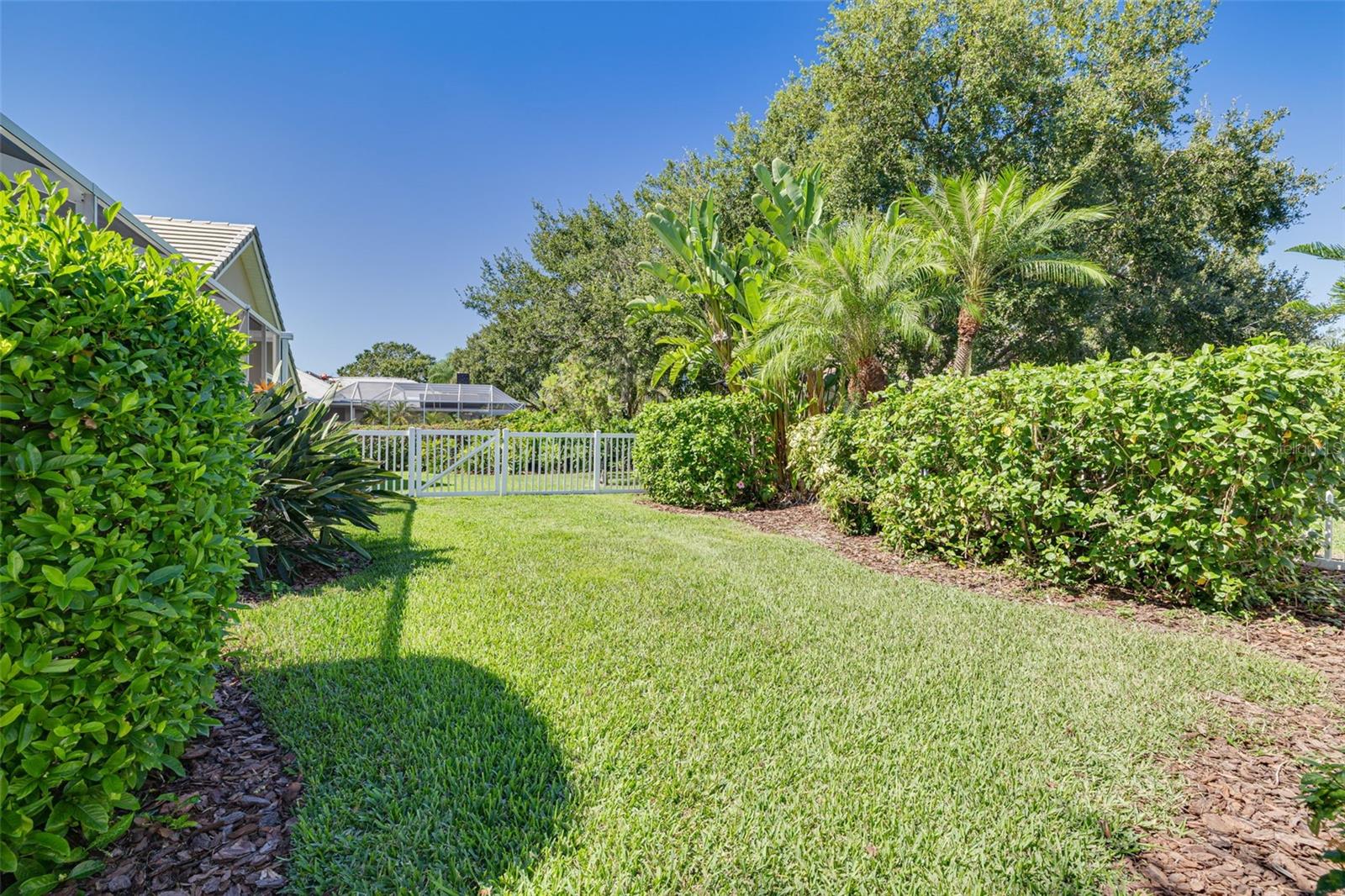 Image 41 of 47 For 9116 Woodridge Run Drive