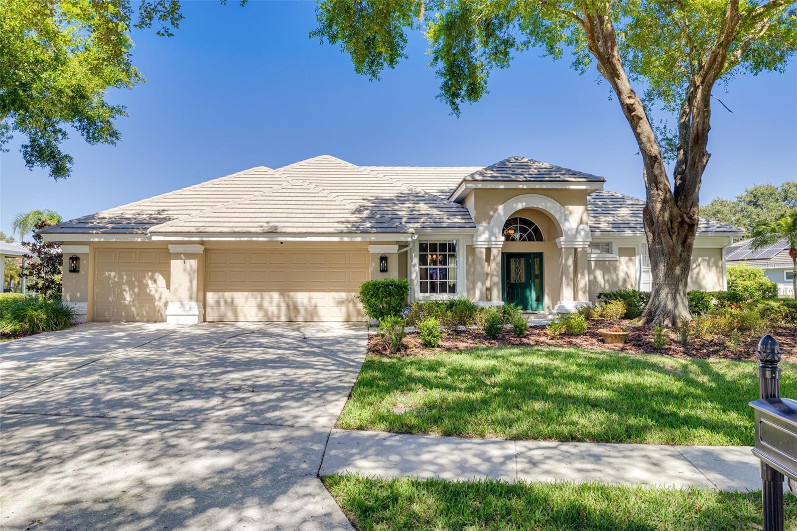 Image 7 of 47 For 9116 Woodridge Run Drive