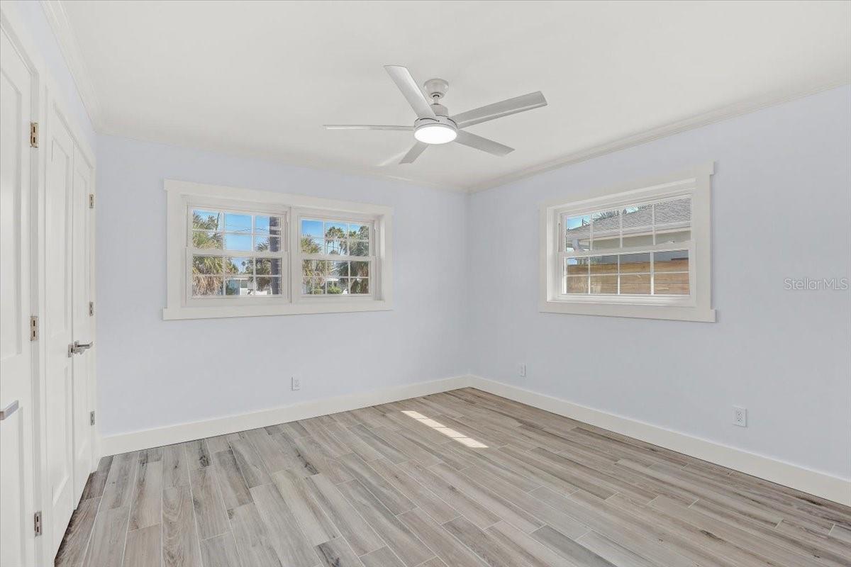 Image 18 of 51 For 59 Kipling Plaza