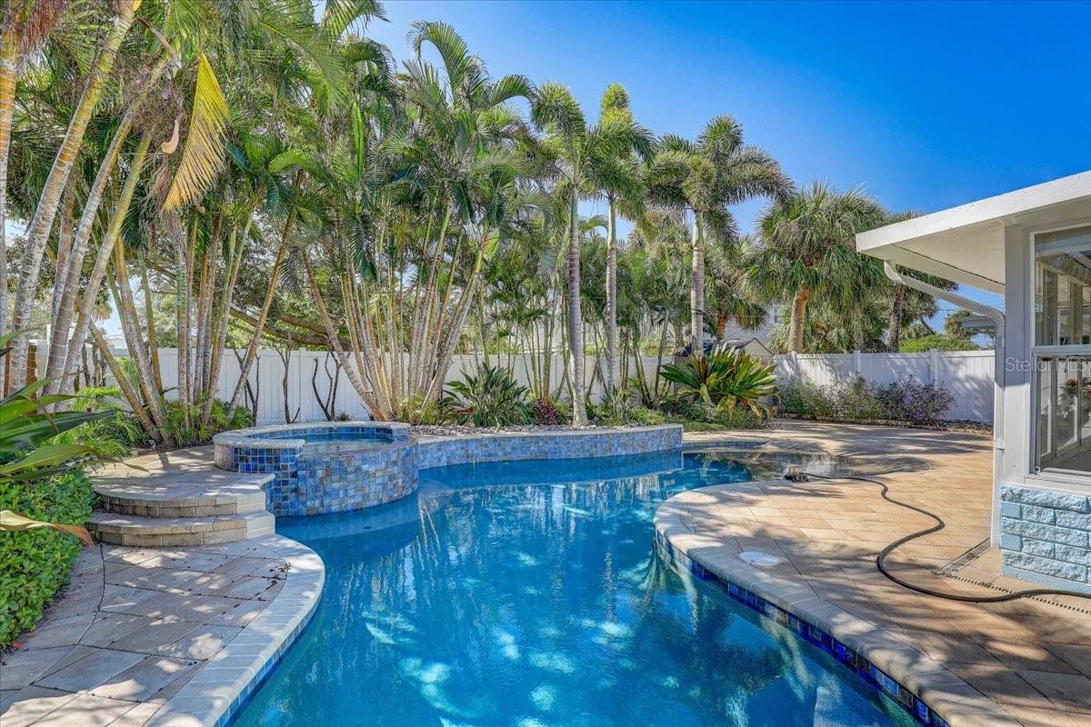 Image 29 of 51 For 59 Kipling Plaza