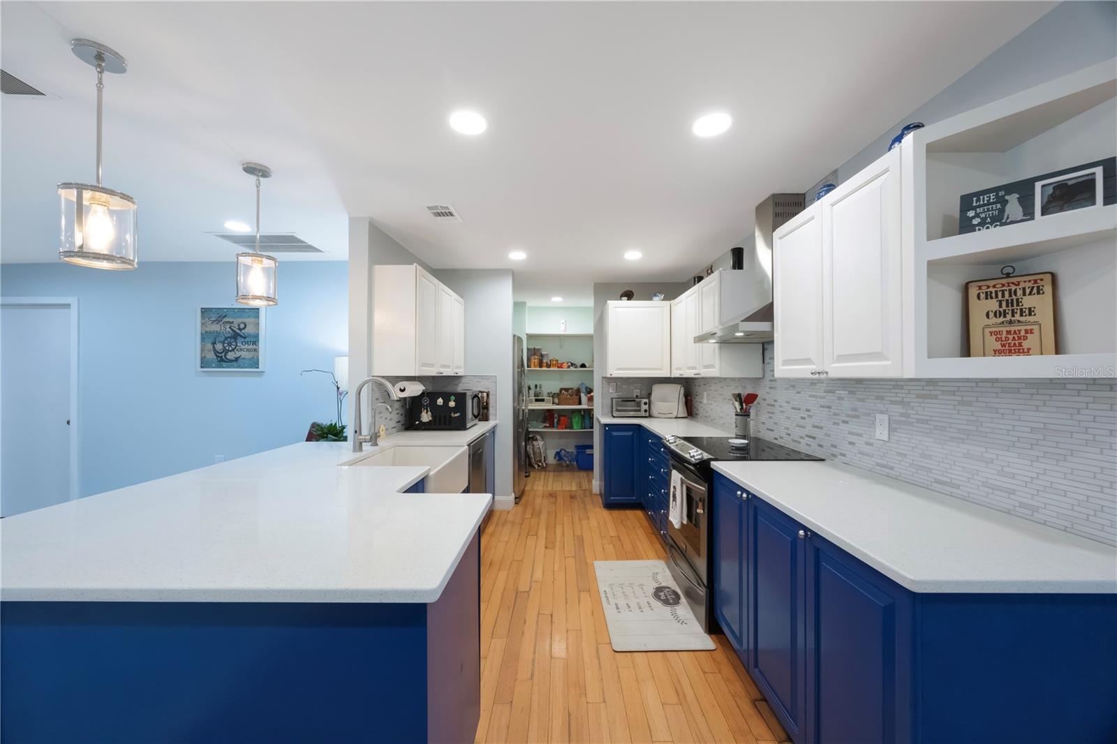 Image 14 of 41 For 2809 Fulton Street Sw