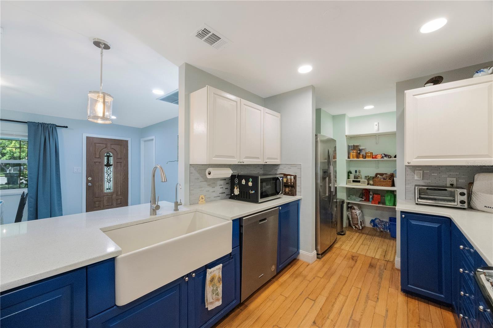 Image 16 of 41 For 2809 Fulton Street Sw