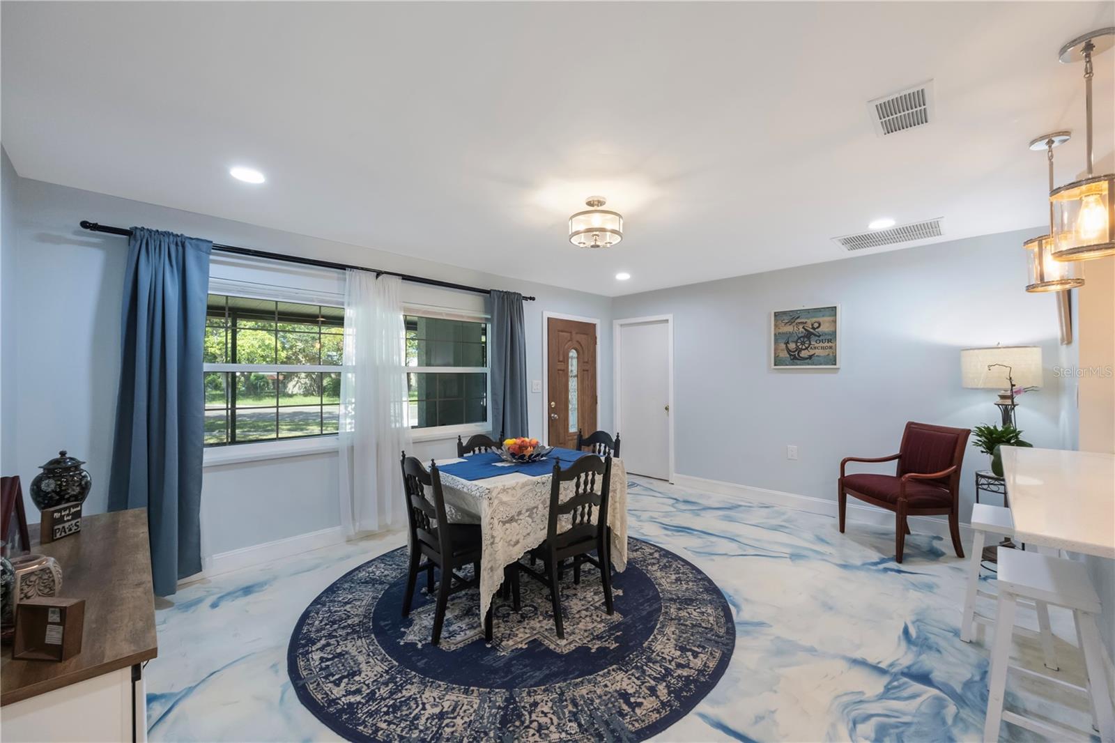 Image 5 of 41 For 2809 Fulton Street Sw