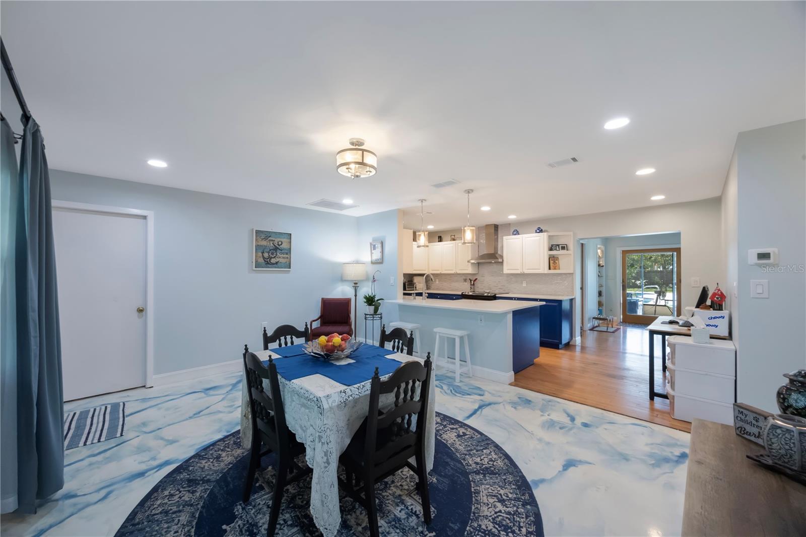 Image 6 of 41 For 2809 Fulton Street Sw
