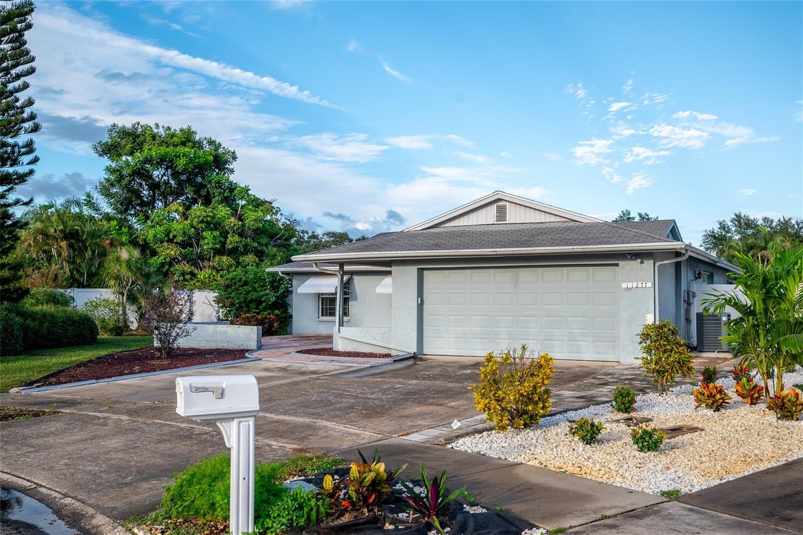 Details for 11277 Sol Vista Drive, LARGO, FL 33774