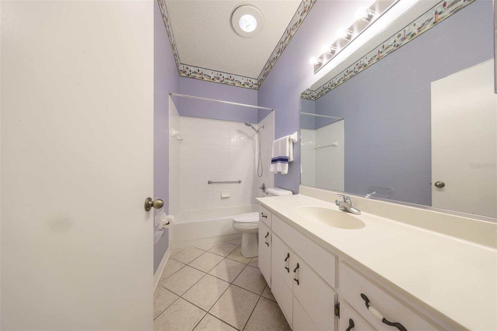 Image 30 of 100 For 1117 Mcdaniel Street 301