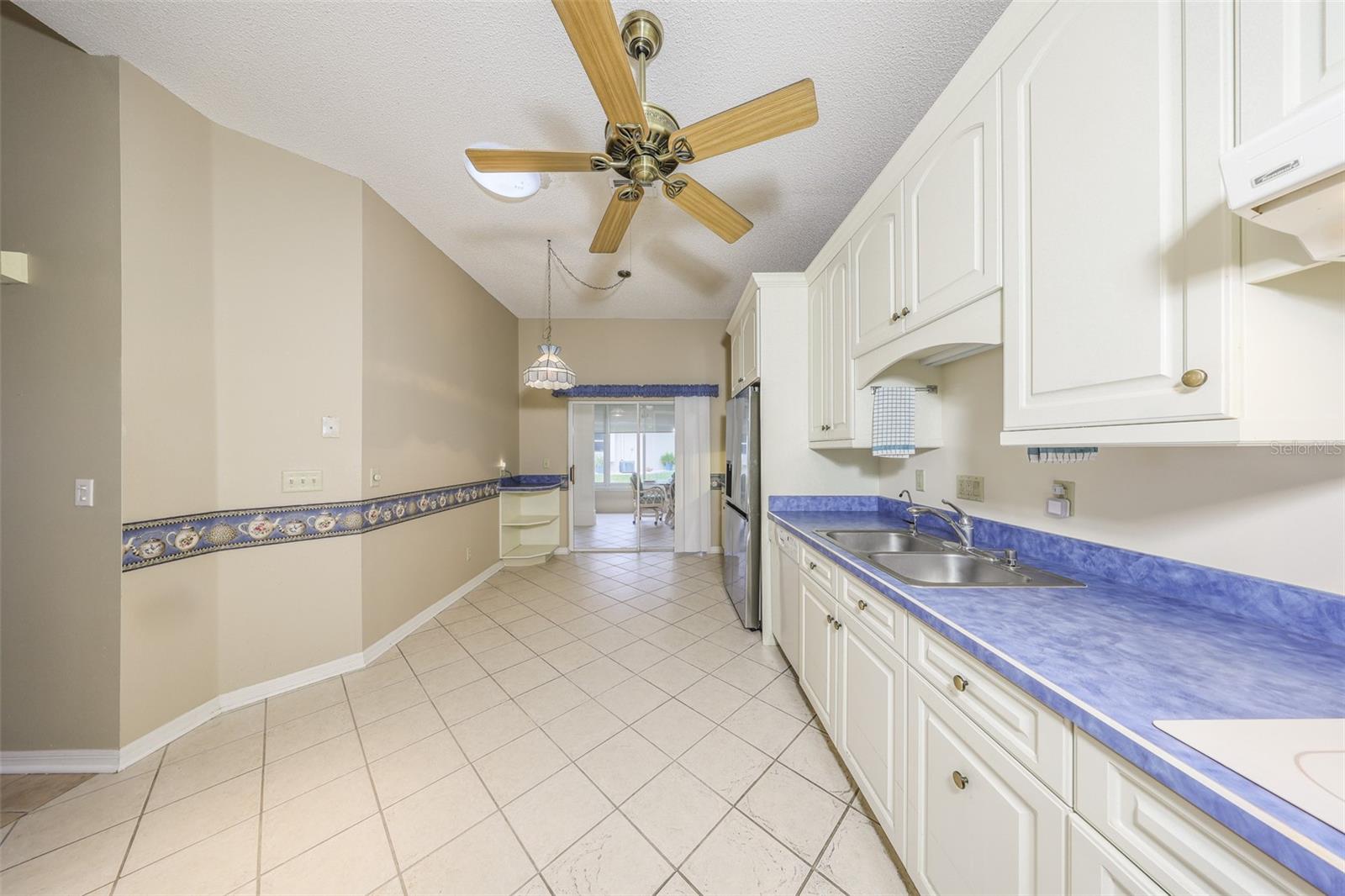 Image 9 of 100 For 1117 Mcdaniel Street 301