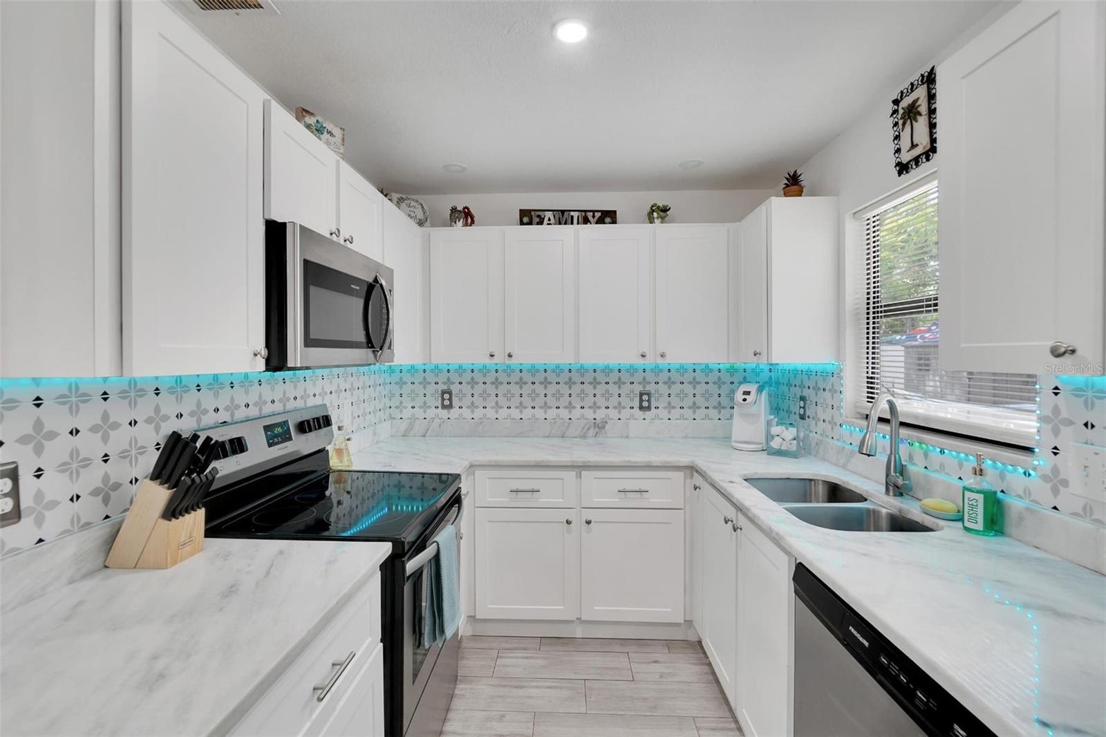 Image 16 of 55 For 4731 Montgomery Avenue