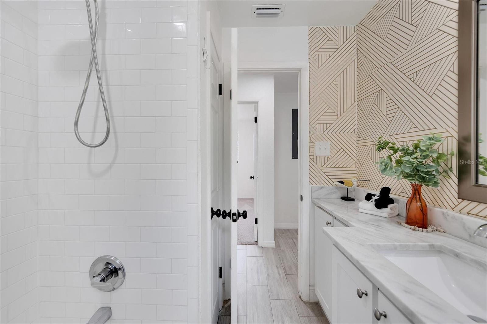 Image 25 of 55 For 4731 Montgomery Avenue