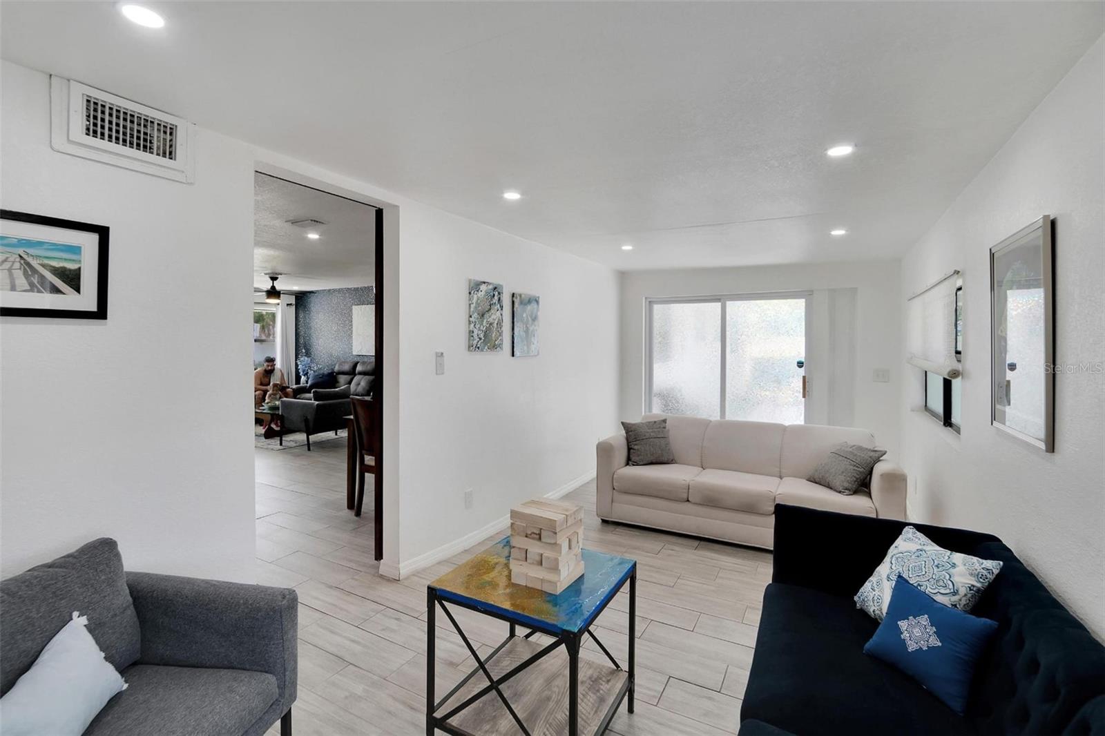 Image 27 of 55 For 4731 Montgomery Avenue