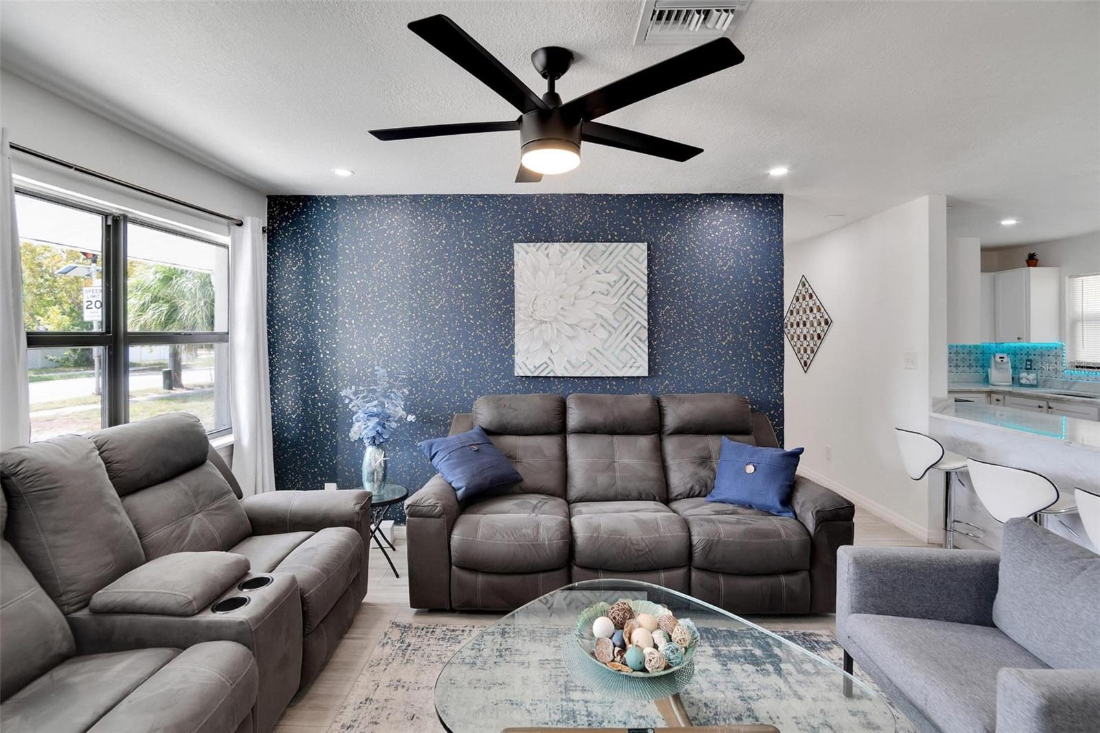 Image 6 of 55 For 4731 Montgomery Avenue