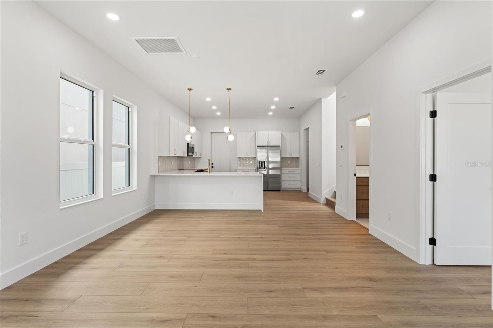 Image 13 of 53 For 2901 21st Street