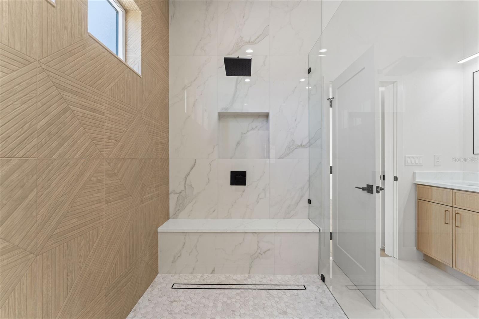 Image 28 of 53 For 2901 21st Street