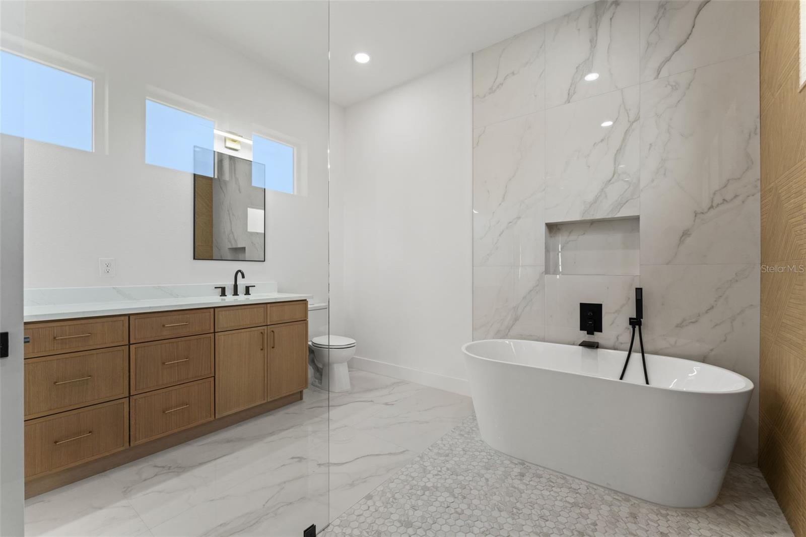 Image 30 of 53 For 2901 21st Street