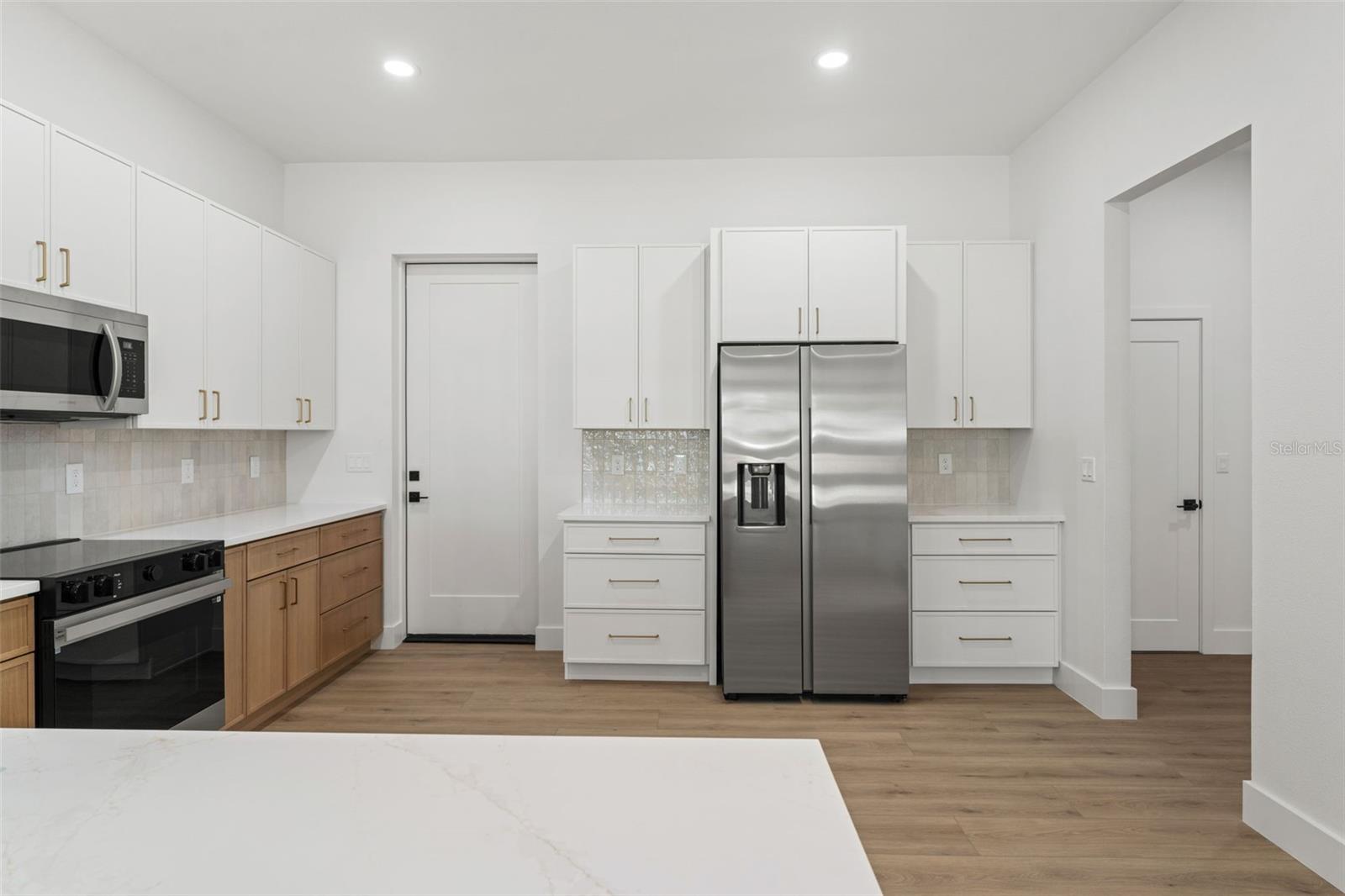 Image 7 of 53 For 2901 21st Street