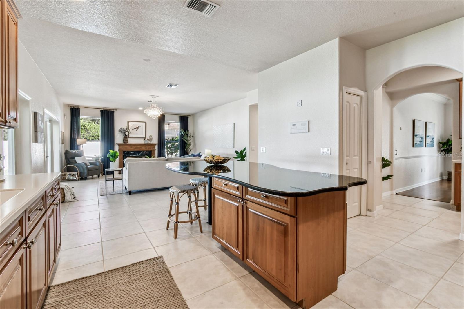 Image 12 of 69 For 6606 Buckingham Palms Way