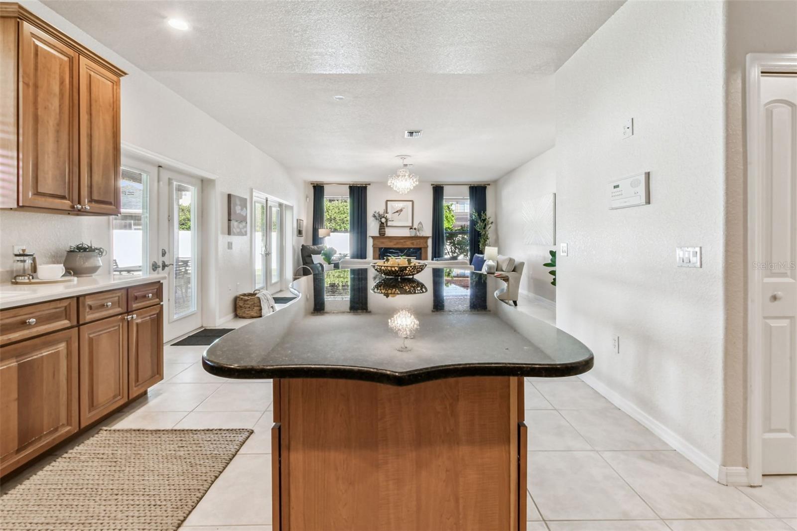 Image 17 of 69 For 6606 Buckingham Palms Way