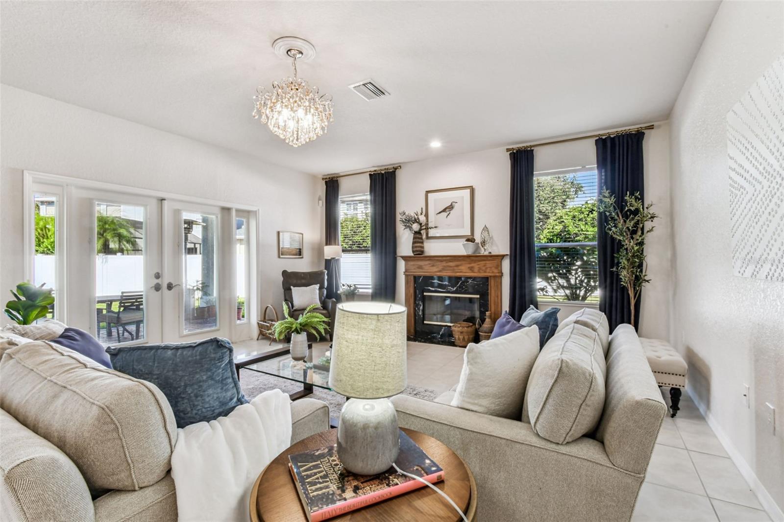 Image 21 of 69 For 6606 Buckingham Palms Way
