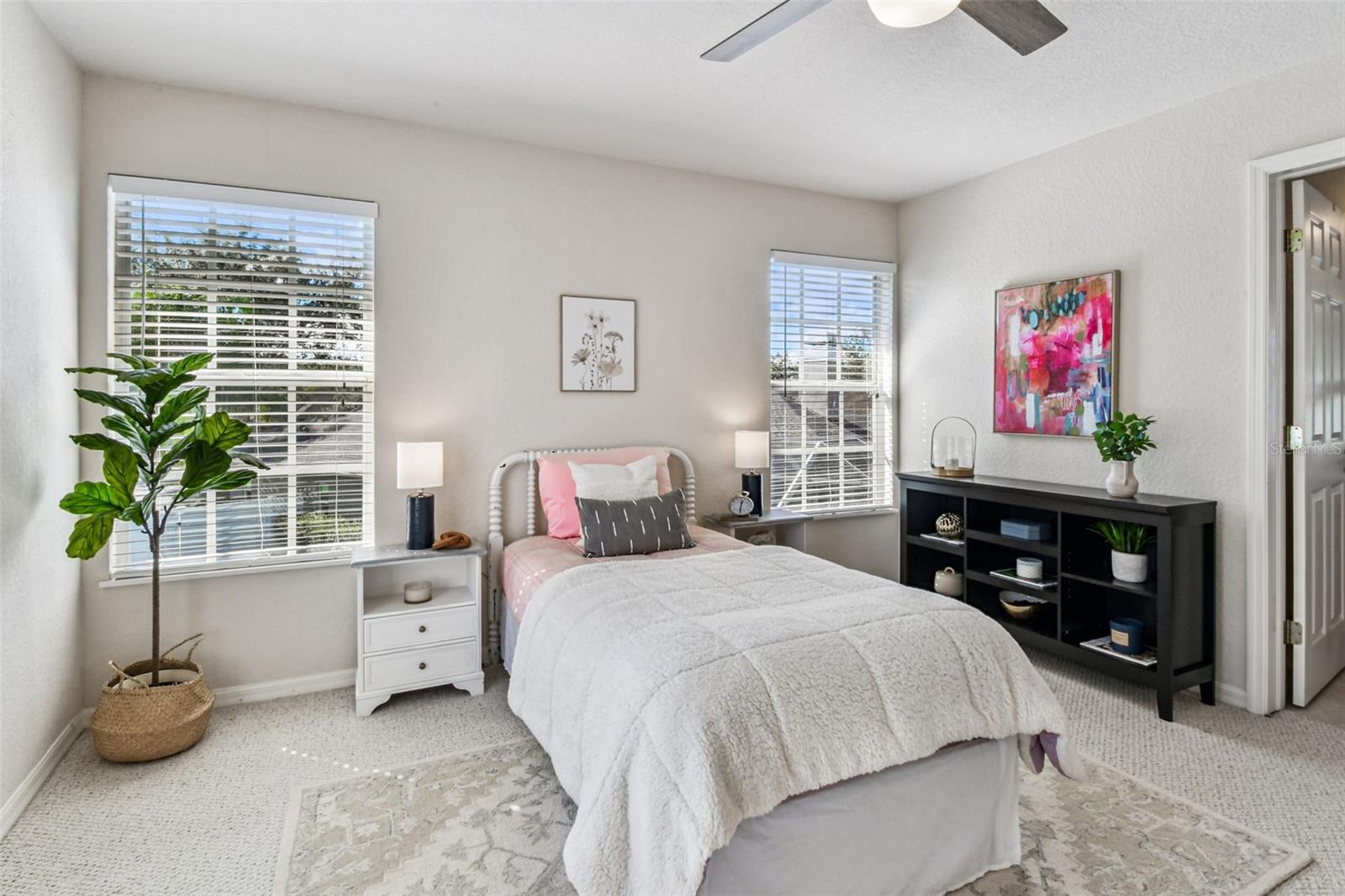 Image 45 of 69 For 6606 Buckingham Palms Way