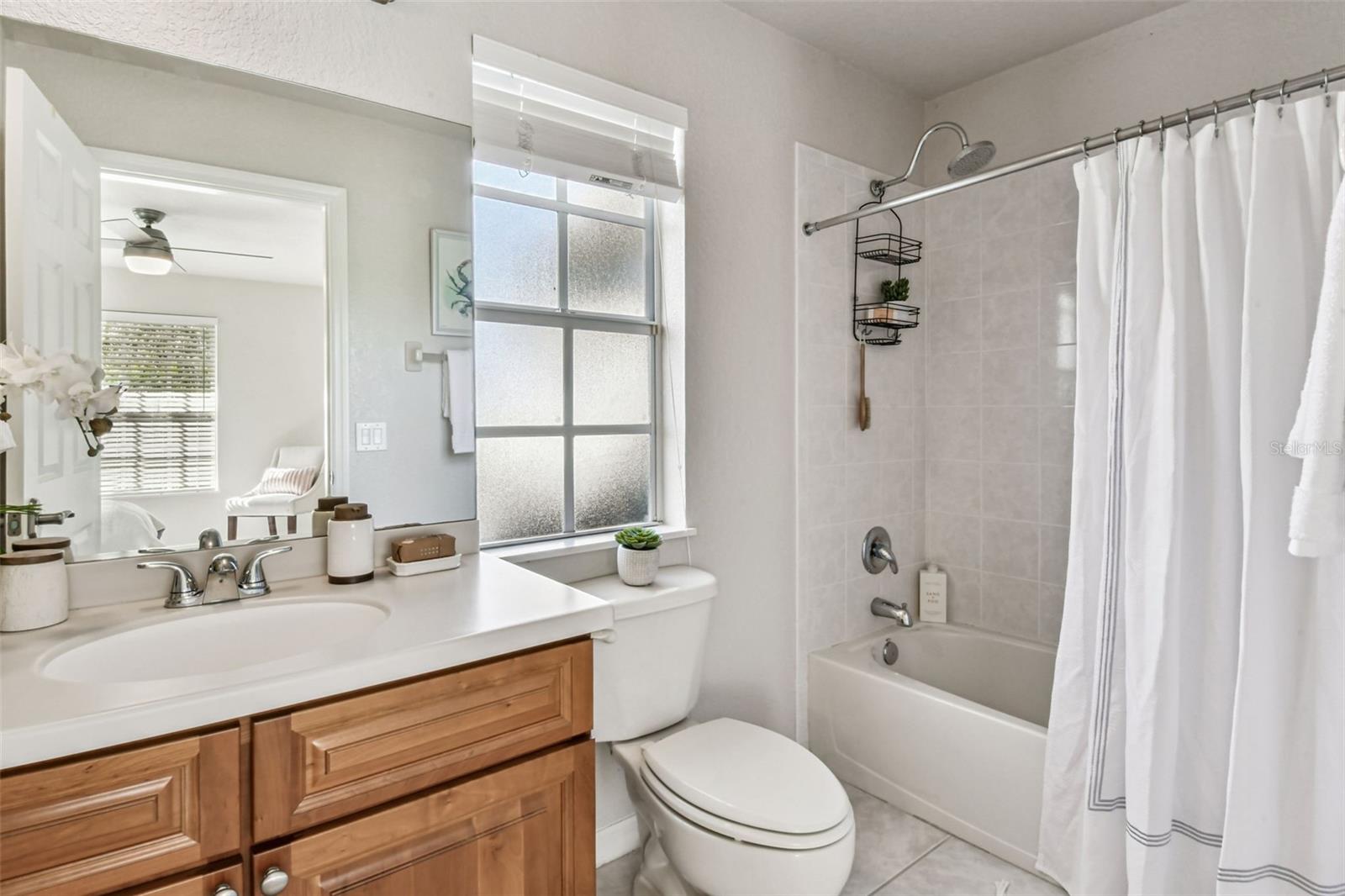 Image 48 of 69 For 6606 Buckingham Palms Way