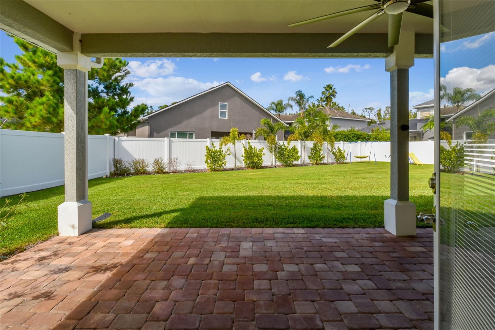 Image 59 of 69 For 6606 Buckingham Palms Way