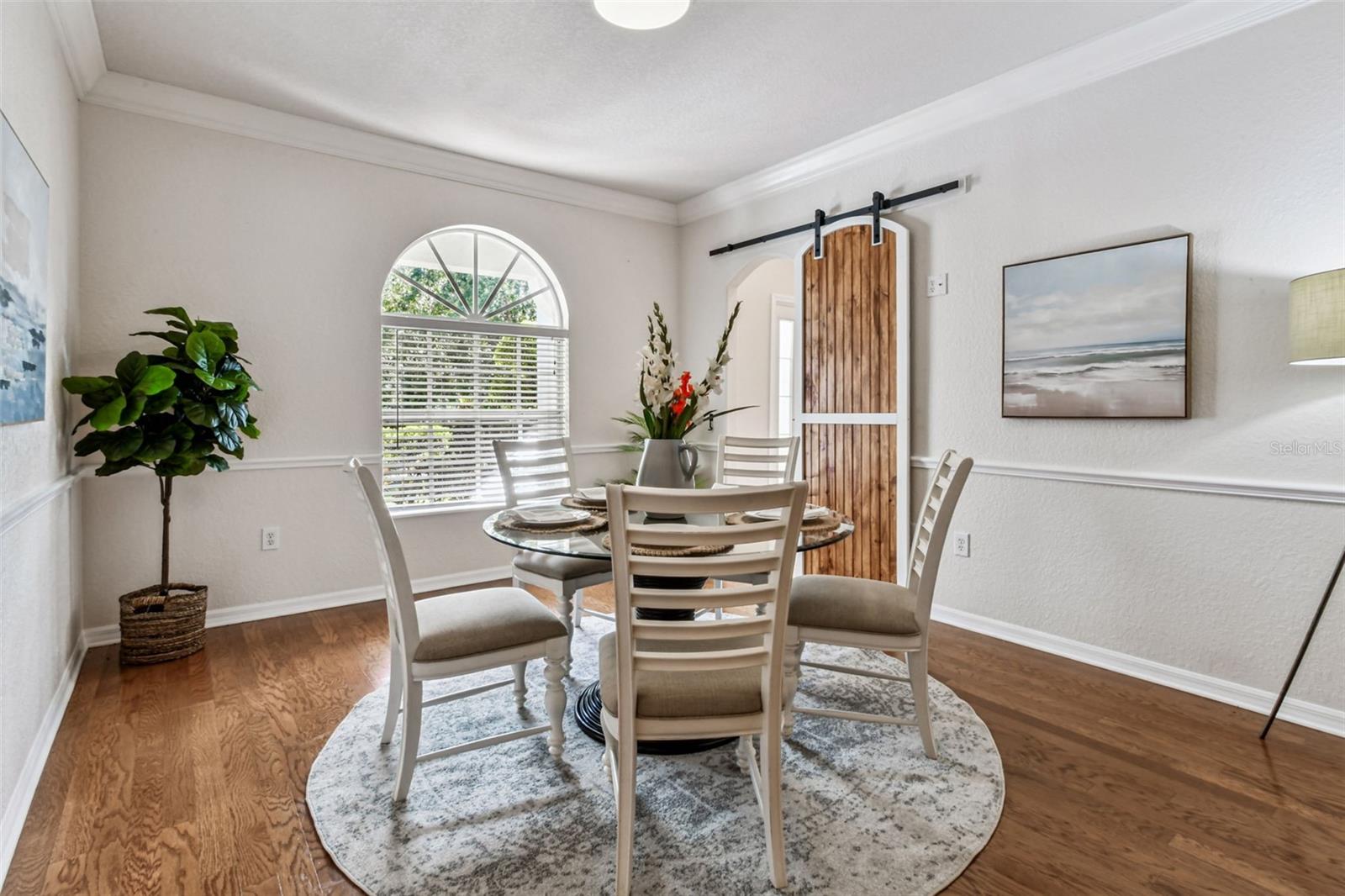 Image 6 of 69 For 6606 Buckingham Palms Way