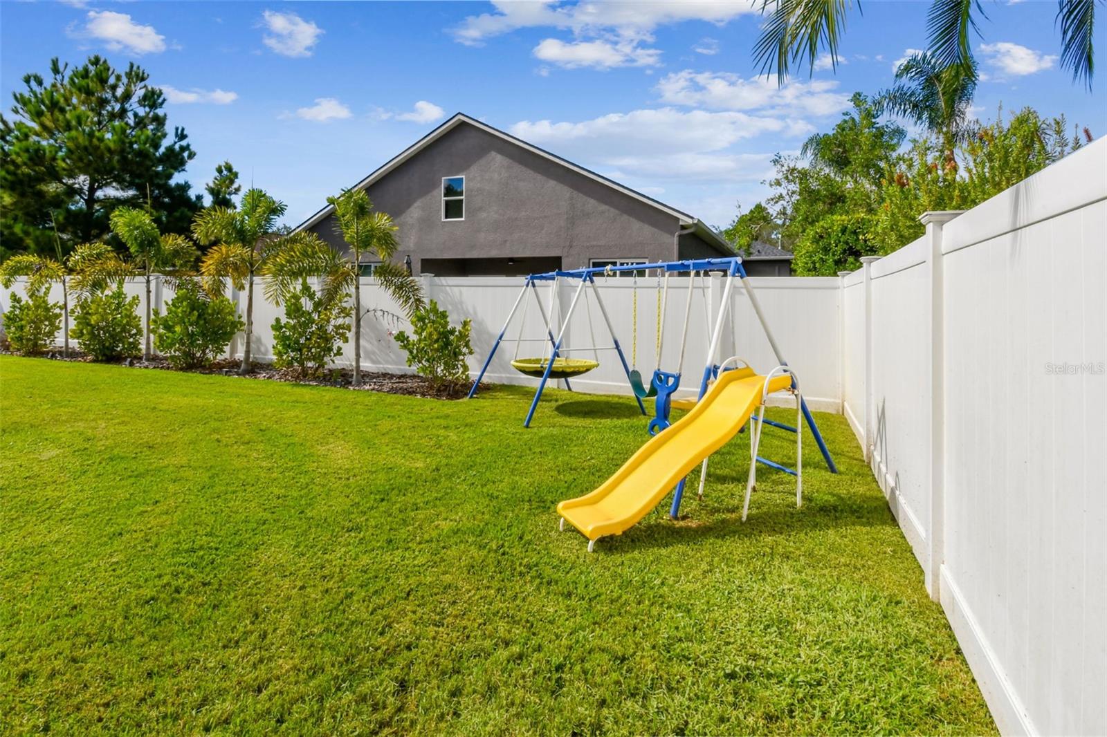 Image 63 of 69 For 6606 Buckingham Palms Way
