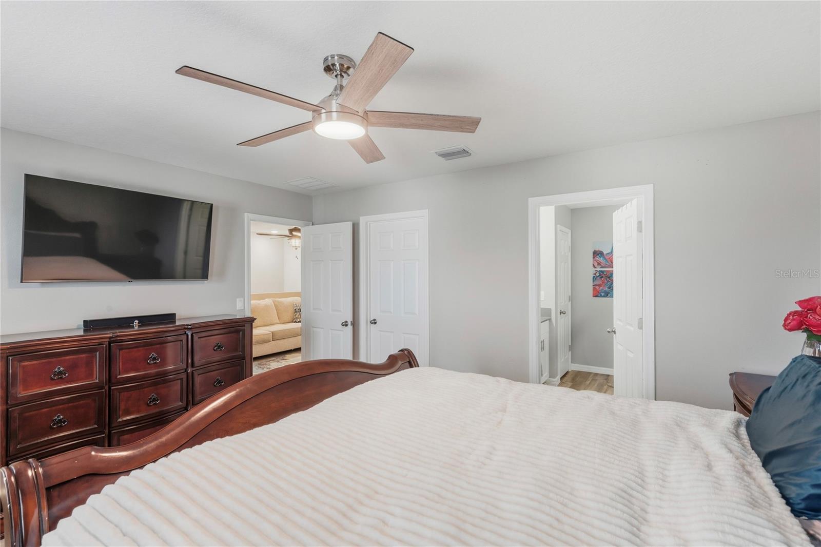 Image 24 of 43 For 34170 Scarlet Sage Court