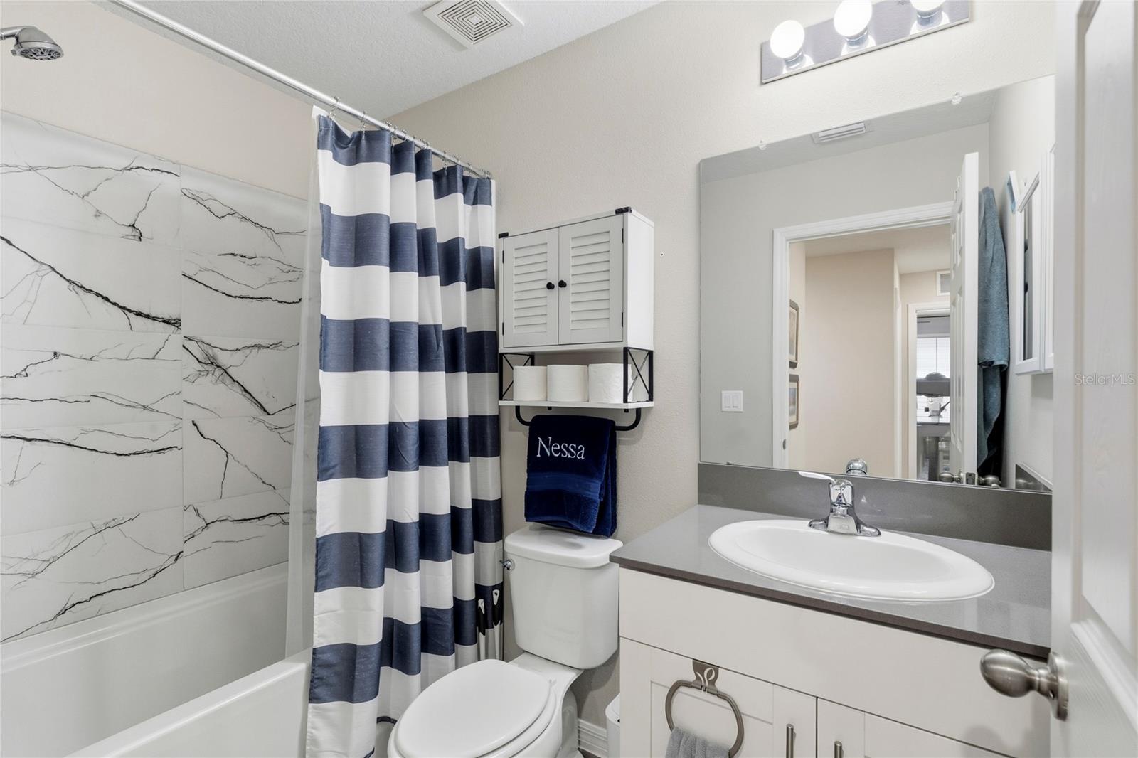 Image 25 of 43 For 34170 Scarlet Sage Court