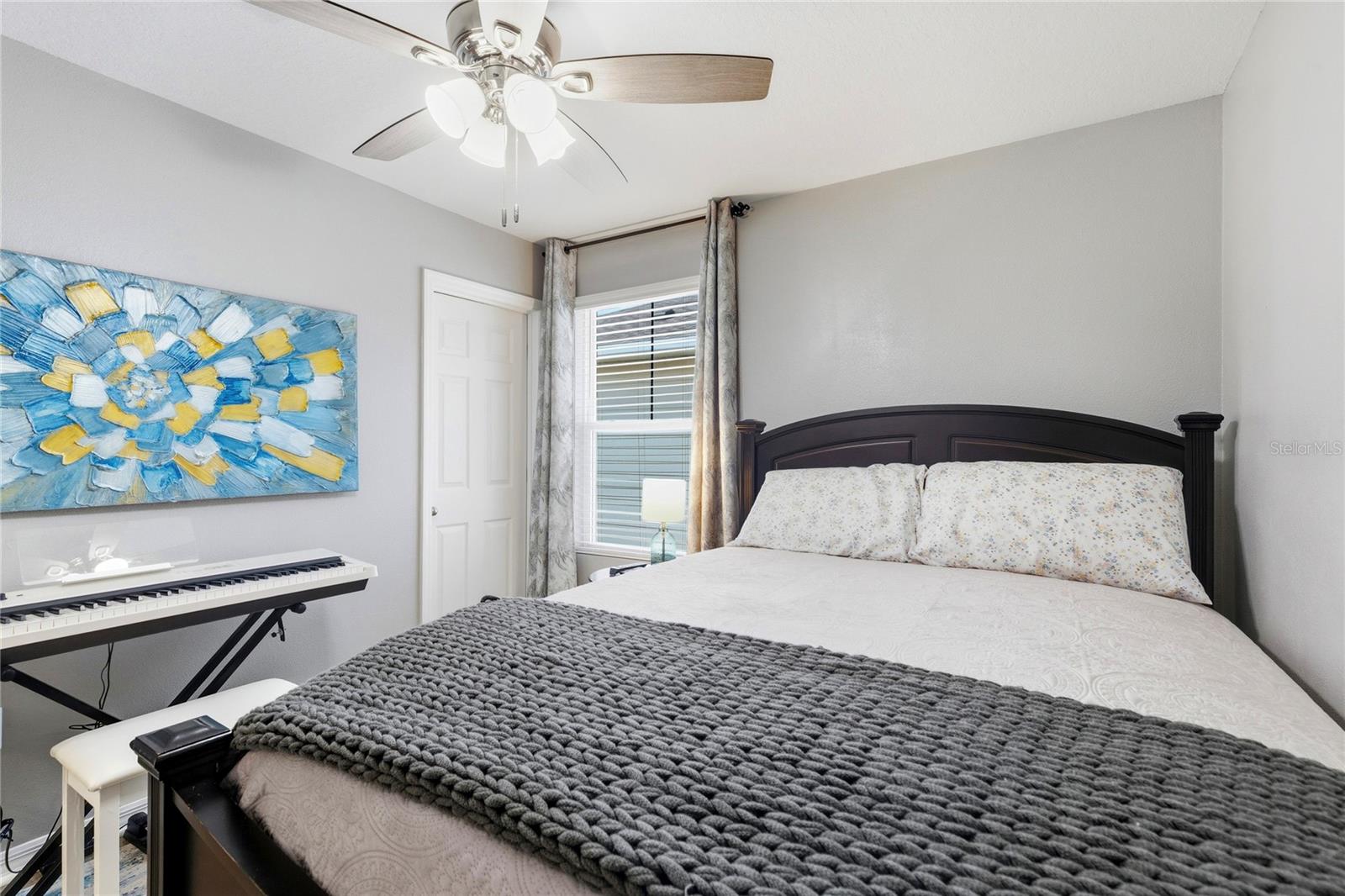 Image 26 of 43 For 34170 Scarlet Sage Court