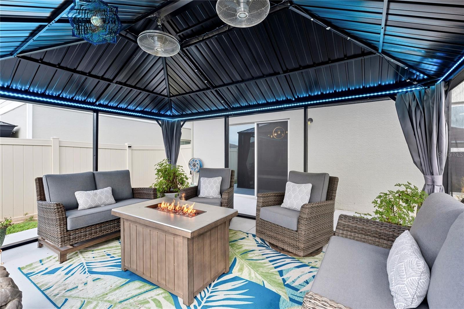 Image 35 of 43 For 34170 Scarlet Sage Court