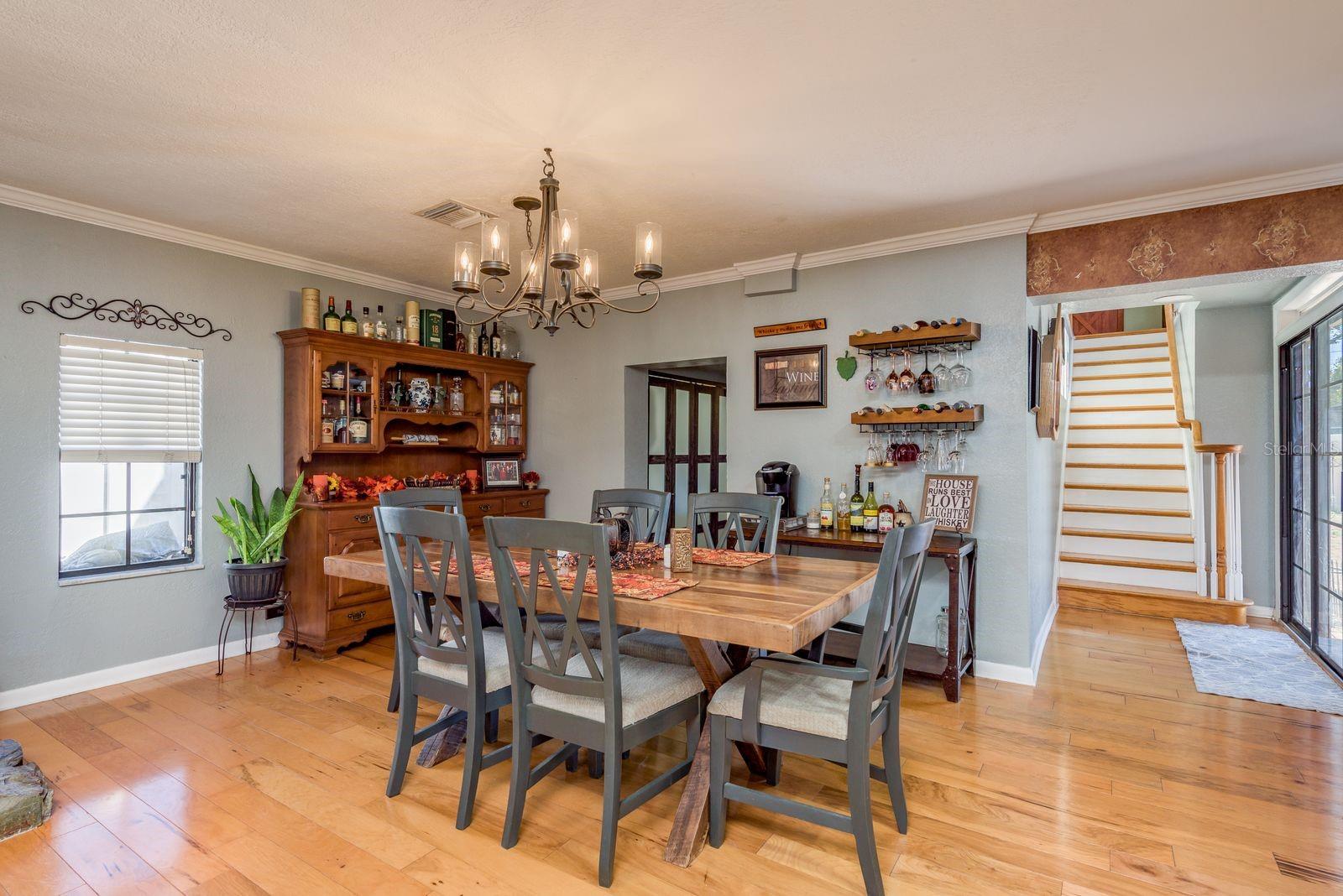 Listing photo id 14 for 8381 56th Way N