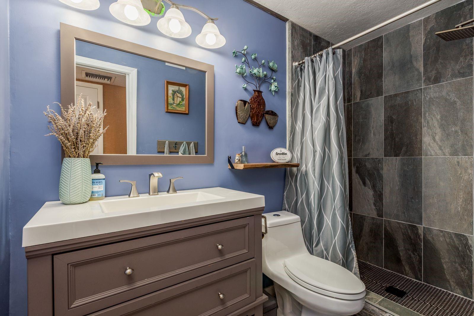 Listing photo id 30 for 8381 56th Way N