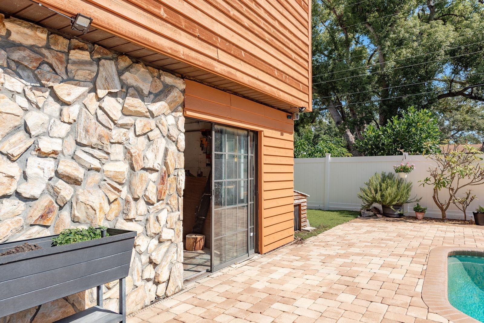 Listing photo id 41 for 8381 56th Way N