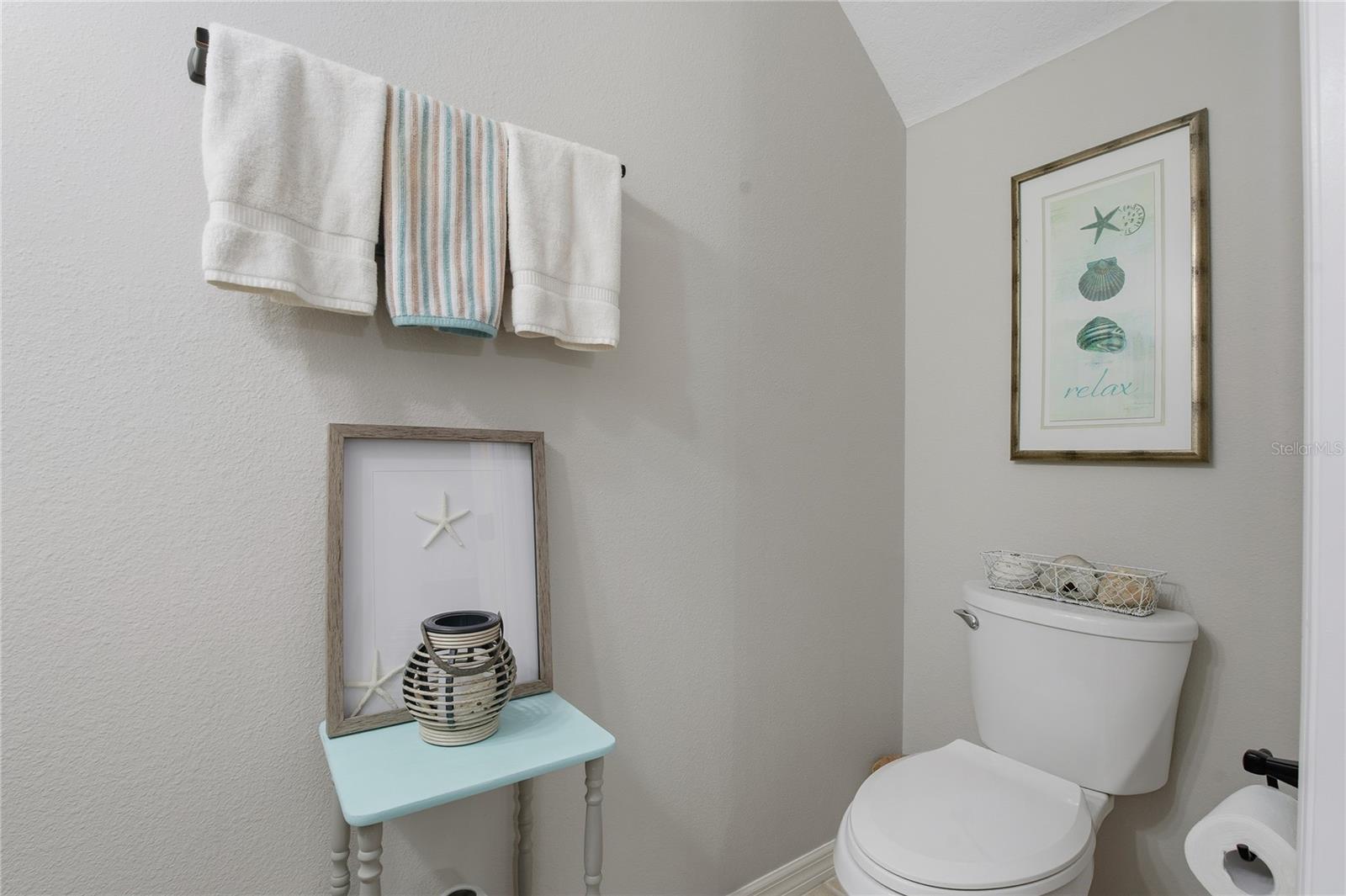 Image 11 of 49 For 14421 Vashons Way