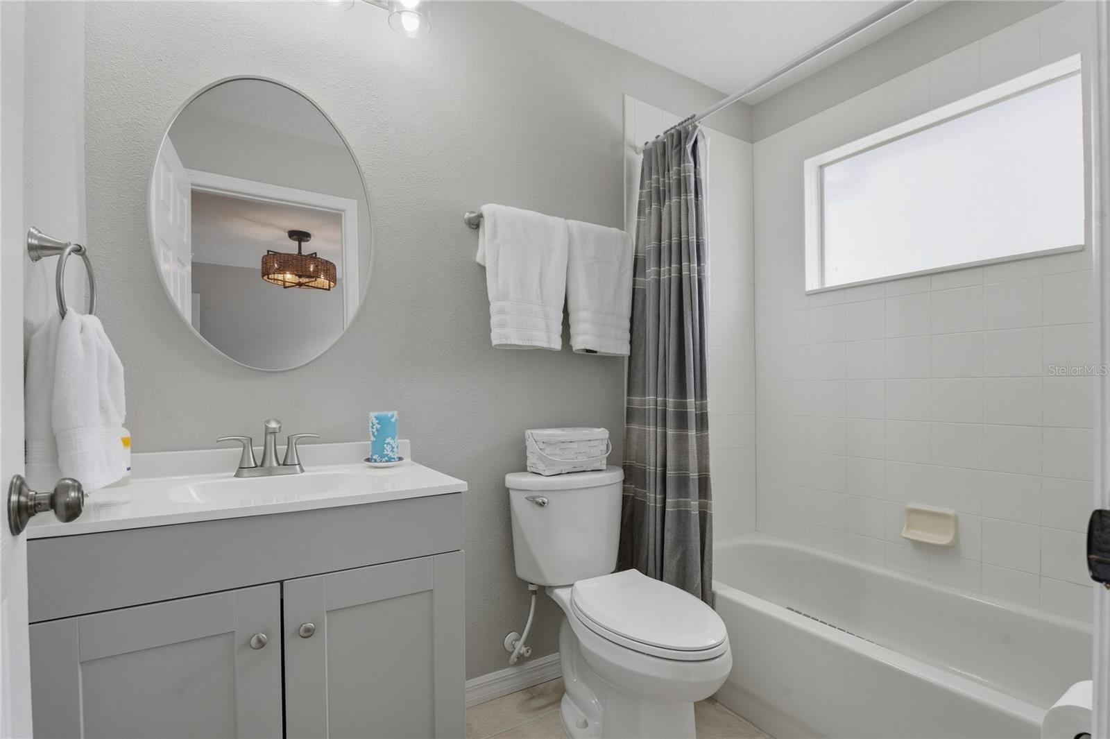 Image 20 of 49 For 14421 Vashons Way