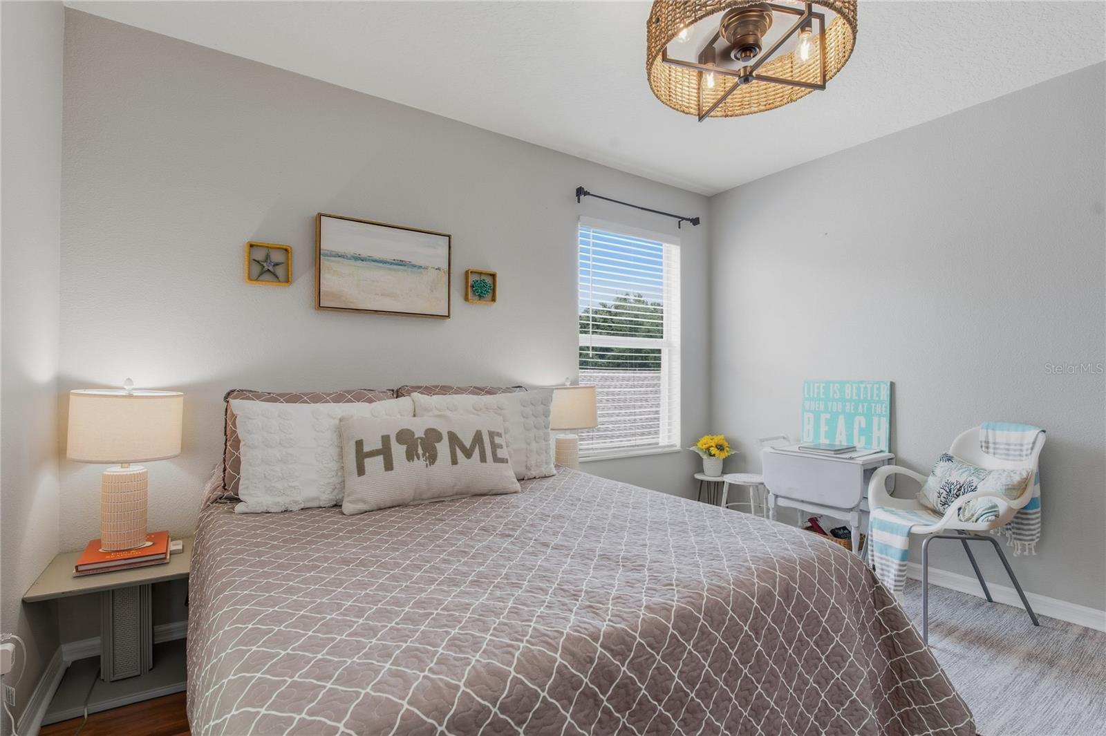 Image 21 of 49 For 14421 Vashons Way