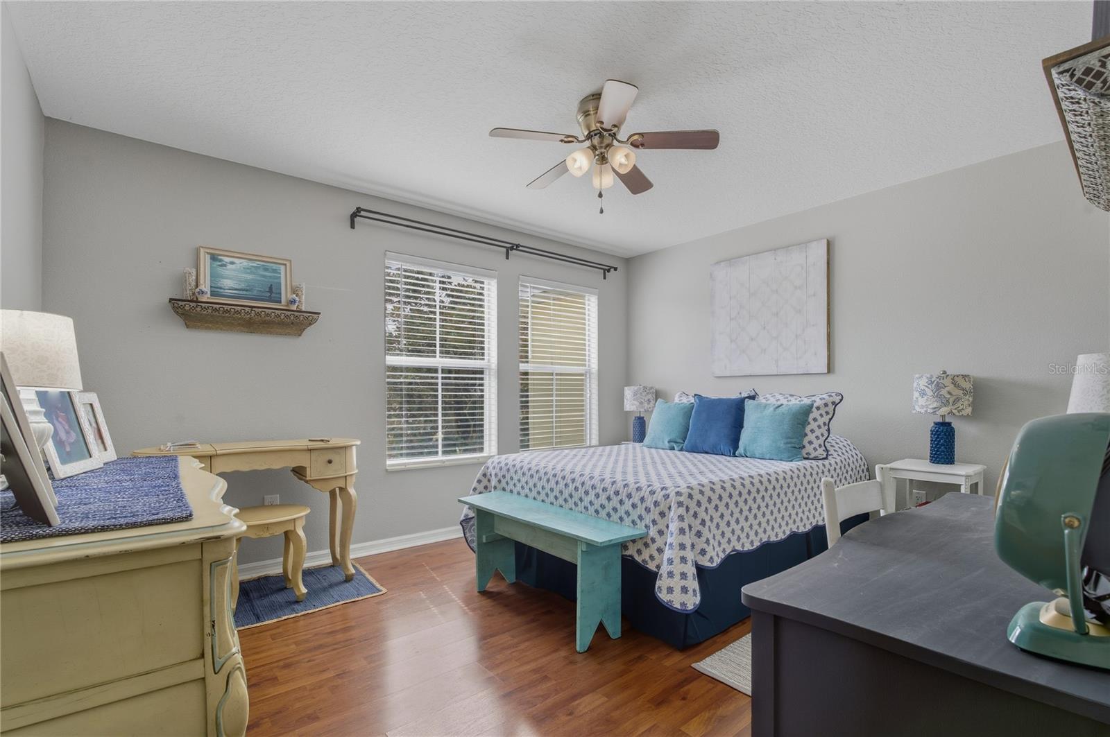 Image 22 of 49 For 14421 Vashons Way