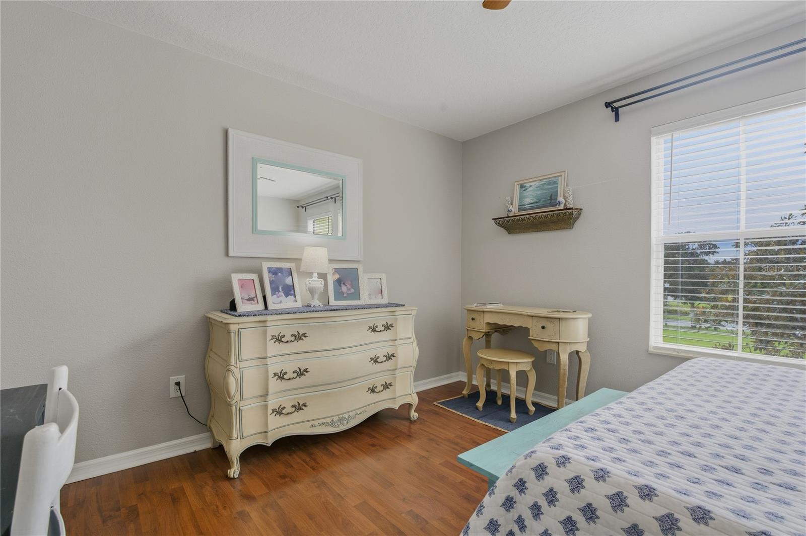 Image 24 of 49 For 14421 Vashons Way