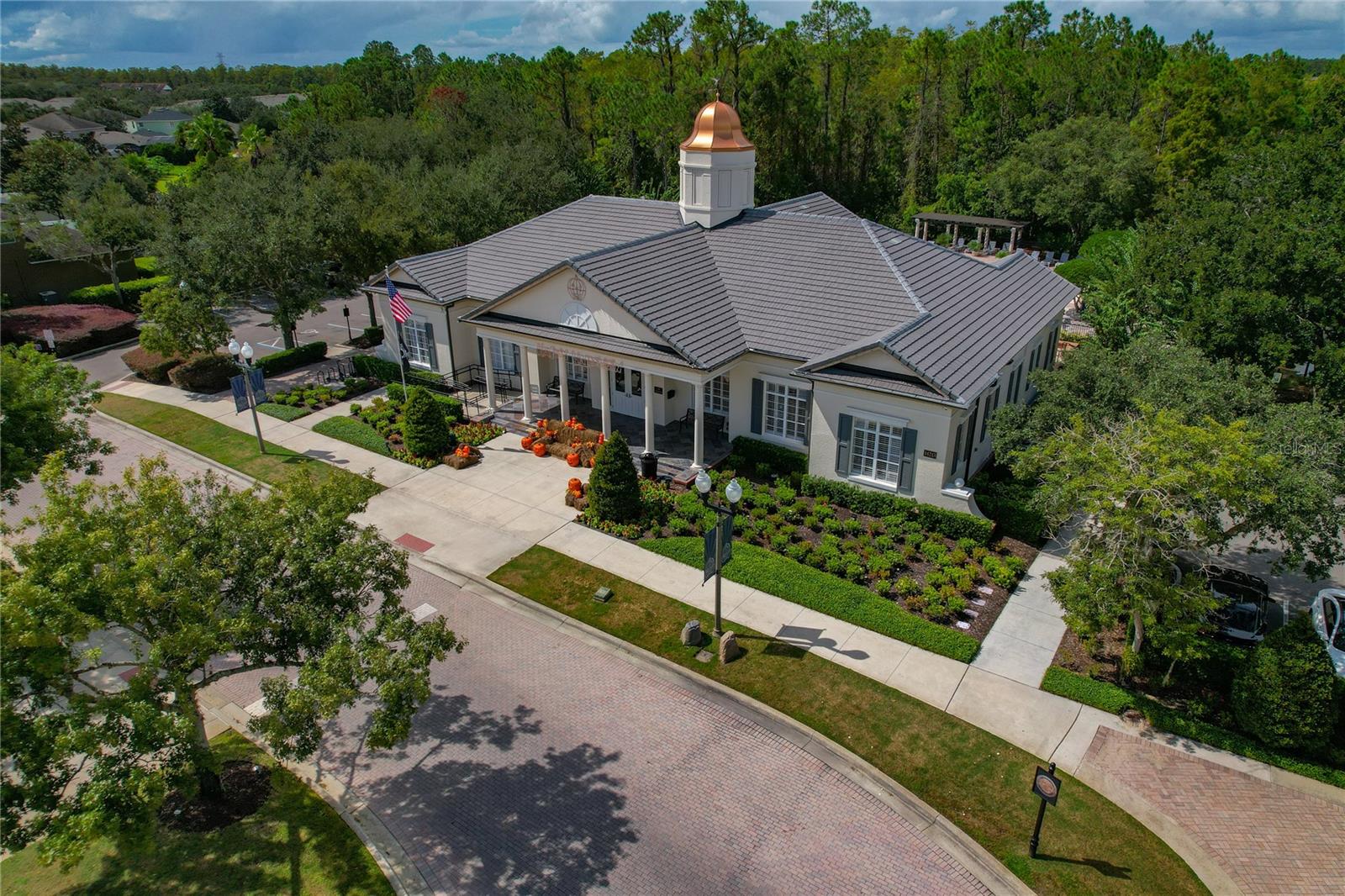 Image 41 of 49 For 14421 Vashons Way