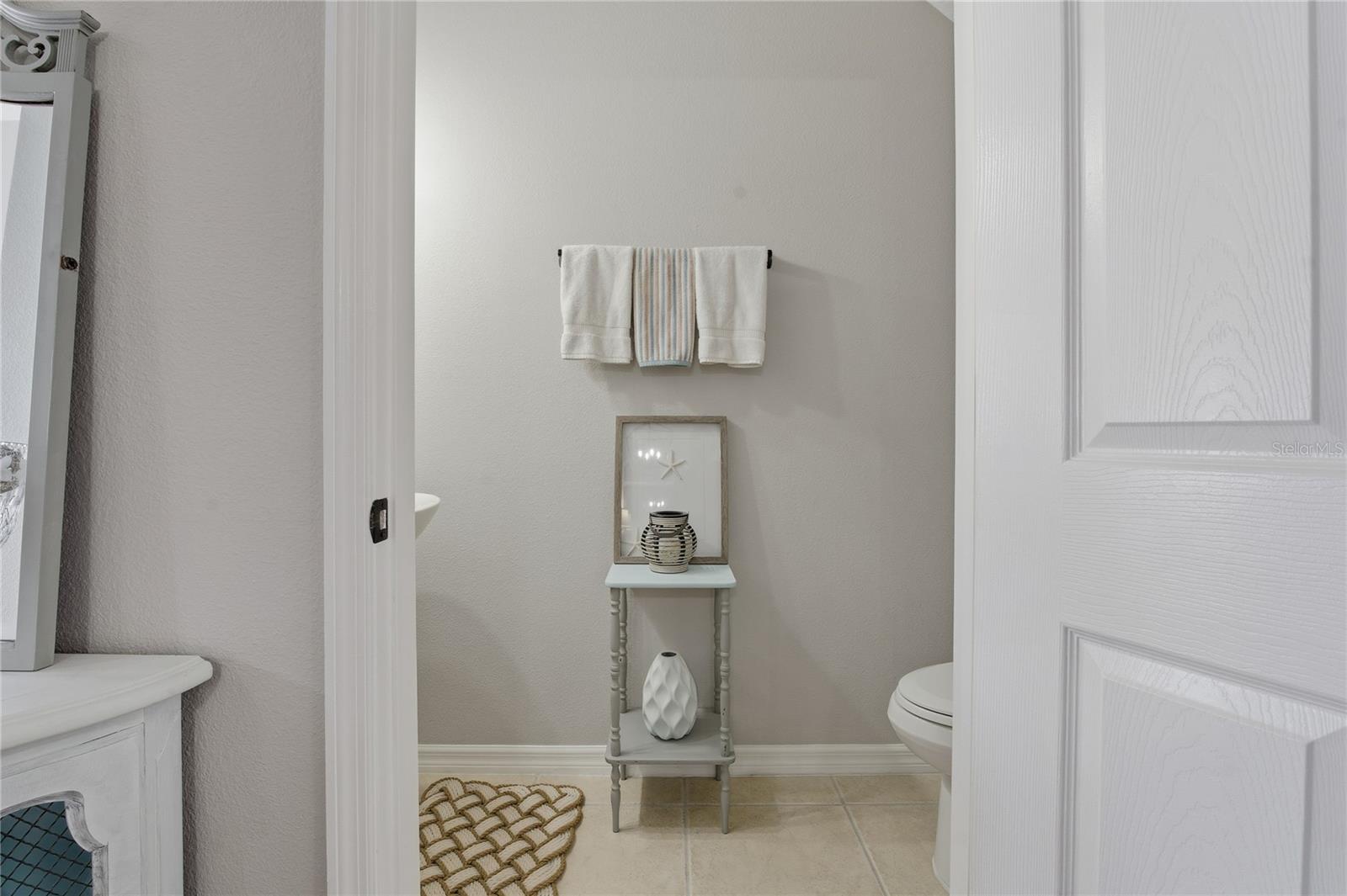 Image 9 of 49 For 14421 Vashons Way