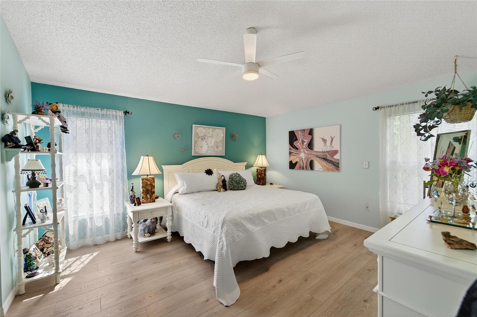 Image 24 of 73 For 326 Caloosa Palms Court