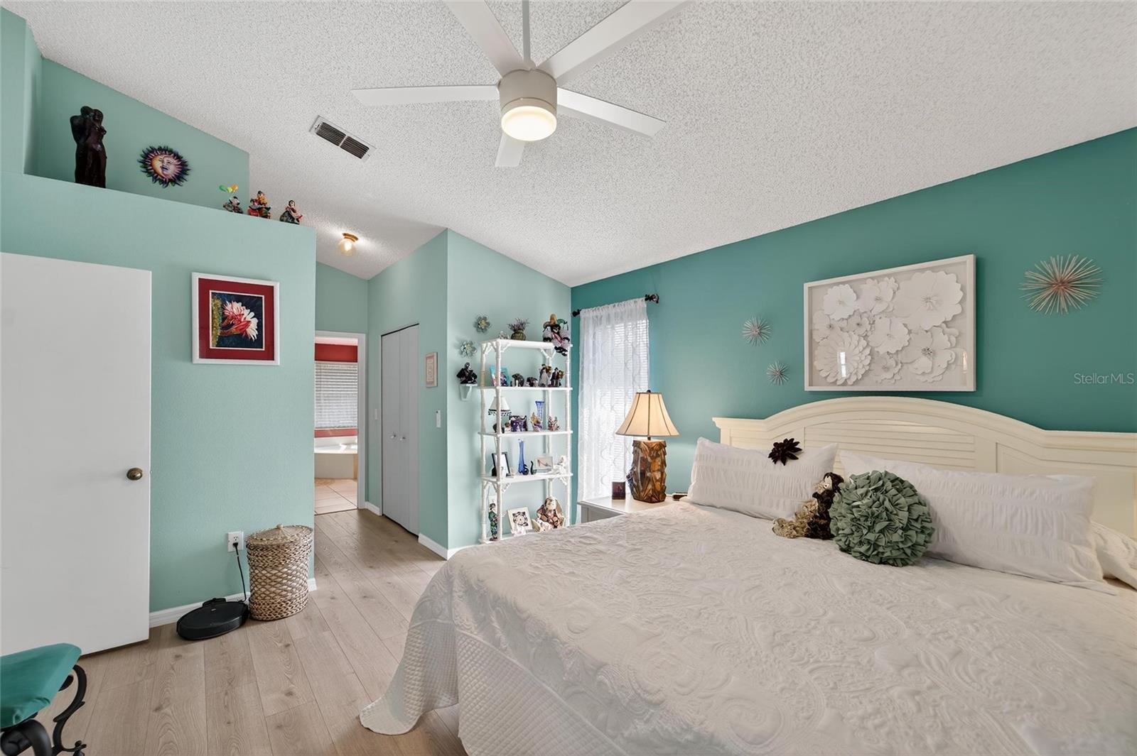 Image 28 of 73 For 326 Caloosa Palms Court