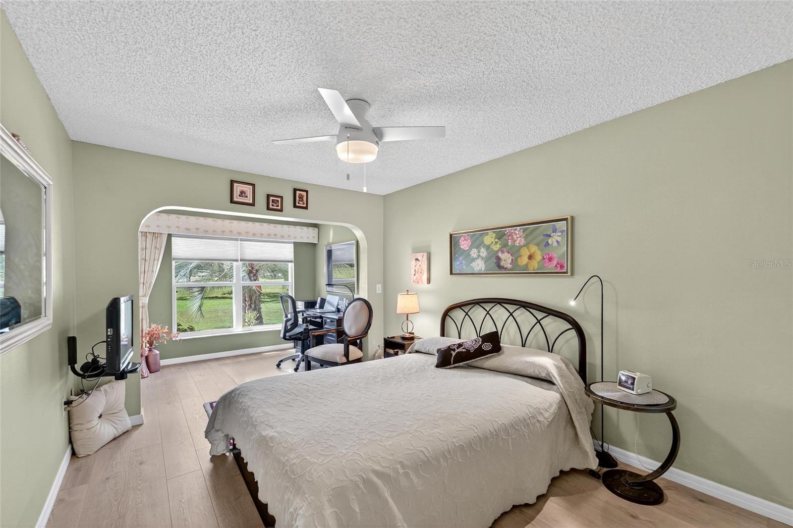 Image 35 of 73 For 326 Caloosa Palms Court